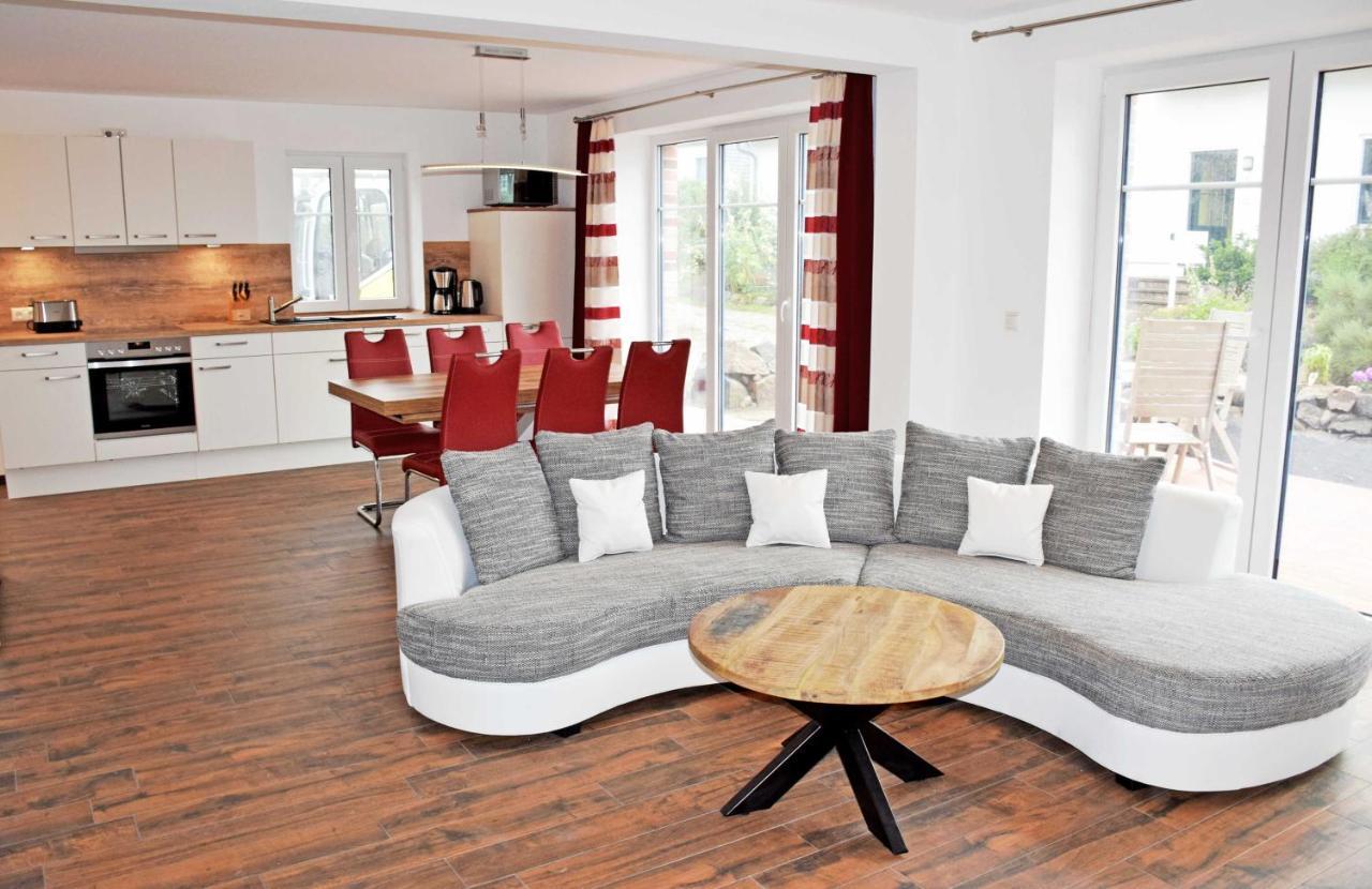 Ferienhaus Zum Boddenstrand Mit Ka Groß Zicker エクステリア 写真
