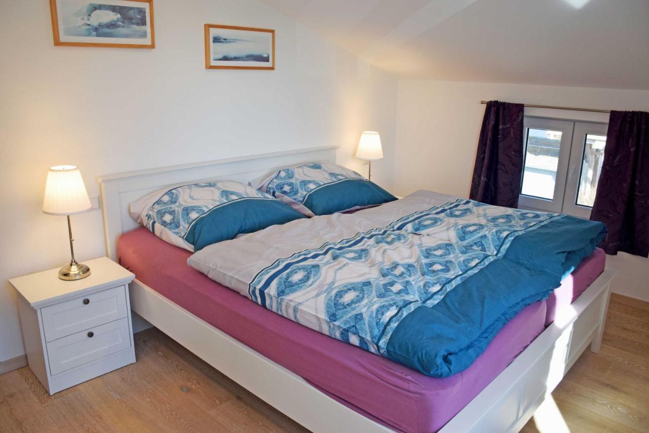 Ferienhaus Zum Boddenstrand Mit Ka Groß Zicker エクステリア 写真